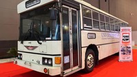 Dua Bus Klasik Sumber Alam Mejeng di Busworld Southeast Asia 2024