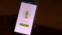 India memiliki 2.743 startup teknologi pertanian, banyak di antaranya yang menggunakan data satelit atau teknologi luar angkasa lainnya. Di India, McKinsey mengatakan teknologi pertanian berpotensi meningkatkan pendapatan petani sebesar 25% hingga 35%. Bagi petani seperti Reddy, teknologi pertanian berarti standar hidup yang lebih baik-selama beberapa tahun terakhir ia telah membeli mobil dan membeli rumah baru di kota.