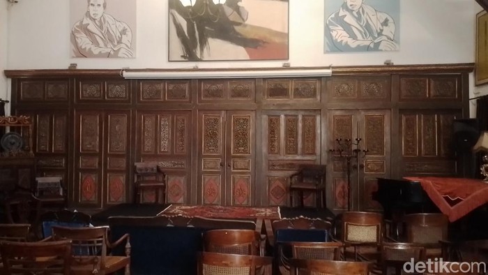 Cemara 6 Galeri Museum Toeti Heraty di Jalan HOS. Cokroaminoto no 9-11, Menteng, Jakarta Pusat.