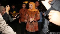 Airlangga mengatakan pihaknya telah menggelar pertemuan secara tertutup membahas keberhasilan Khofifah dan Emil di Jatim periode lalu. Dia menyatakan akan mendukung kelanjutan kepemimpinan Khofifah dan Emil.