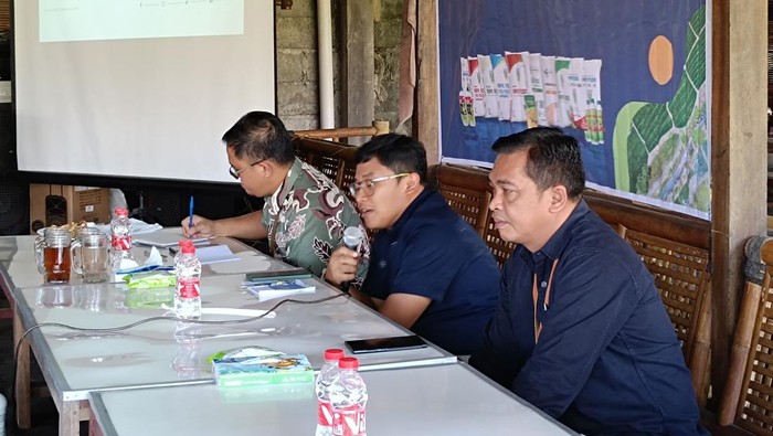 Jajaran Pusri Palembang melakukan sosialisasi kepada petani di Sumsel.