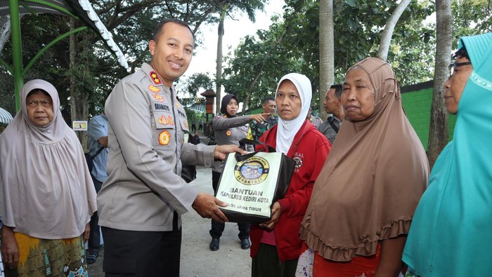 Kapolres Kediri Kota AKBP Bramastyo Priaji