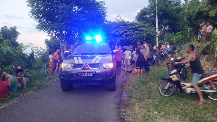Kecelakaan tunggal di Jalan Tigawasa-Lovina, Buleleng, menyebabkan seorang WN Inggris tewas.