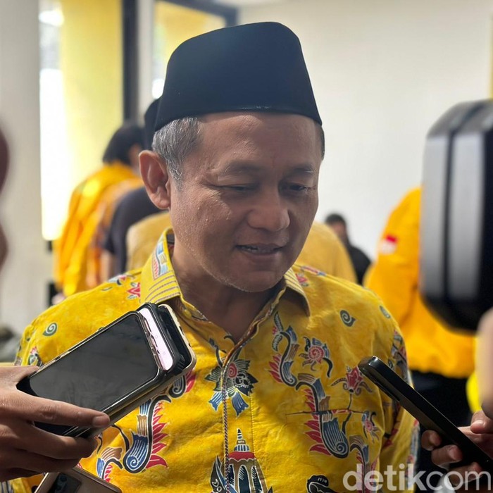 Ketua DPD Golkar Jatim M Sarmuji