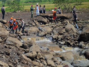 BPBD: 12 Korban Banjir Bandang di Sumbar Belum Ditemukan