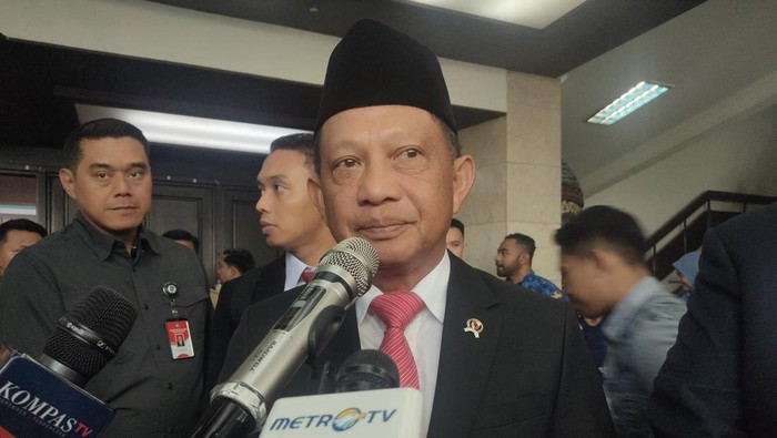 Menteri Dalam Negeri (Mendagri), Tito Karnavian, di gedung Kemendagri, Jakarta Pusat, Jumat (17/5/2024).