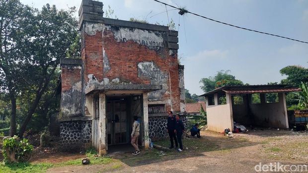 Menikmati Kota Cimahi lewat Walking Tour Heritage