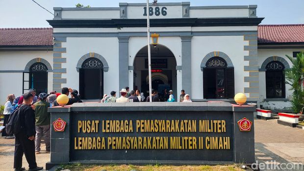 Menikmati Kota Cimahi lewat Walking Tour Heritage