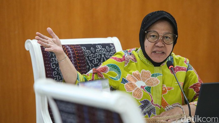 Momen Risma Cerita Kondisi Pengungsi Banjir Lahar Dingin Gunung Marapi