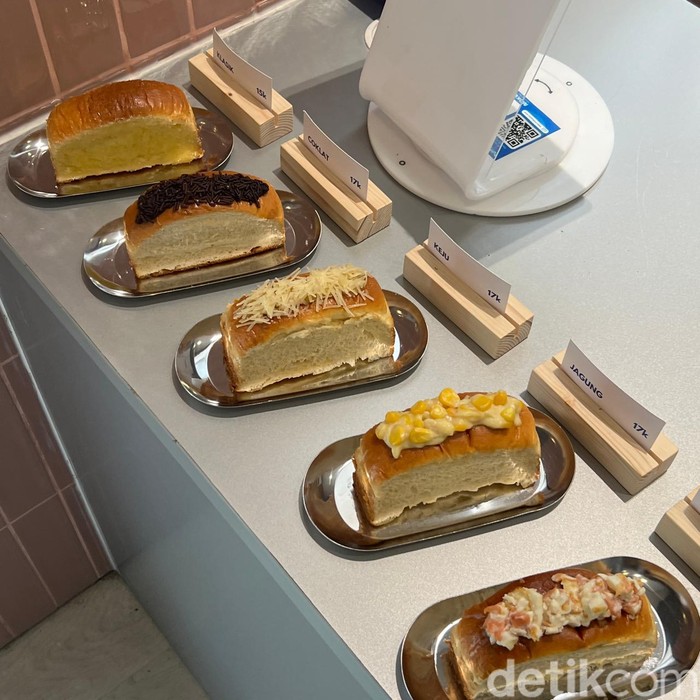 Nikoya Bakes Lembut Harum Roti Sisir Buatan MasterChef yang Viral di Gading Serpong