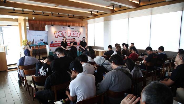 Pet Fest Siap Digelar di ICE BSD Pet Fest akan digelar di ICE BSD, Tangerang. Pameran hewan peliharaan itu berlansung pada 21-23 Juni 2024.