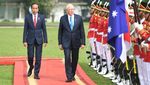 Potret Jokowi Sopiri Gubernur Jenderal Australia Keliling Kebun Raya Bogor