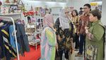 Potret Puluhan UMKM Gelar Bazar di Sarinah