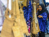 Ragam Kerajinan Khas Baduy Dipamerkan di Rangkasbitung