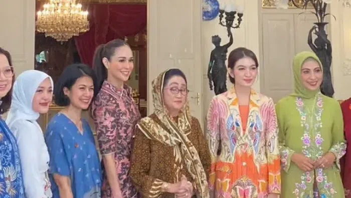 Selvi Ananda dan Loemongga Haoemasan