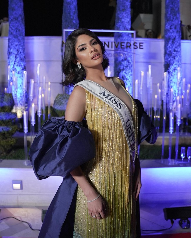 Sheynnis Palacios yang jadi Miss Universe 2023 dilaporkan terpaksa harus meninggalkan negaranya. Hal itu terjadi setelah kemenangannya dalam ajang kecantikan ratu sejagad jadi kontroversi. Foto: Instagram Sheynnis Palacios