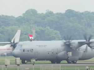 Momen Super Hercules Pesanan Prabowo Mendarat di Indonesia