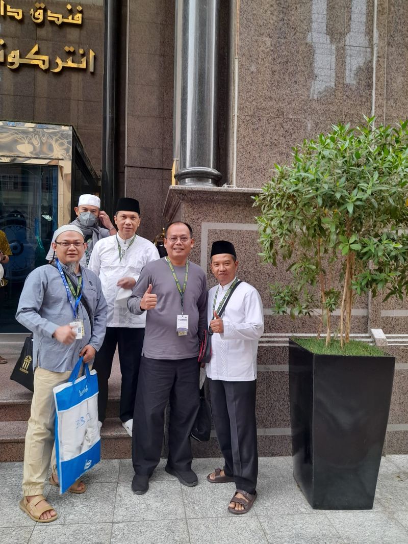 Syarif Hidayatullah, Anak Muadzin yang Belasan Tahun Jadi Pemandu Haji & Umrah