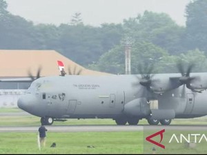 Landing! Super Hercules Unit ke-5 Pesanan Prabowo Tiba di RI