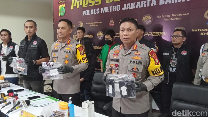 Yogi Gemblez Yogi Gemblez saat ditemui di Polres Jakarta Barat.