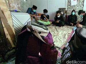 Ditipu Oknum, 7 Pria Jawa Terlantar di Bandara Malaysia sampai Minum Air Keran