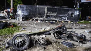 Bingkai Sepekan: Kecelakaan Bus Maut di Subang-Bungkamnya Sandra Dewi