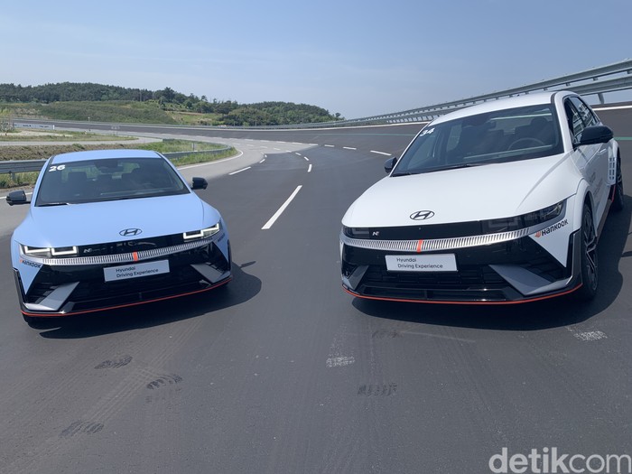 Tim detikOto tengah melakukan test drive Hyundai Ioniq 5 N di HMG Driving Experience Taean, Chungcheongnam-do, Jumat (17/5/2024).