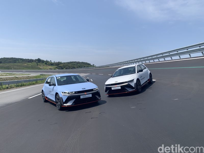 Tim detikOto tengah melakukan test drive Hyundai Ioniq 5 N di HMG Driving Experience Taean, Chungcheongnam-do, Jumat (17/5/2024).