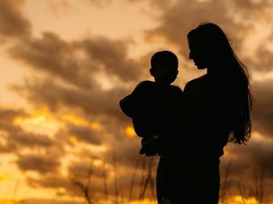 Diperingati 2 Kali dalam Setahun, Kapan Saja Tanggal Perayaan Hari Ibu?