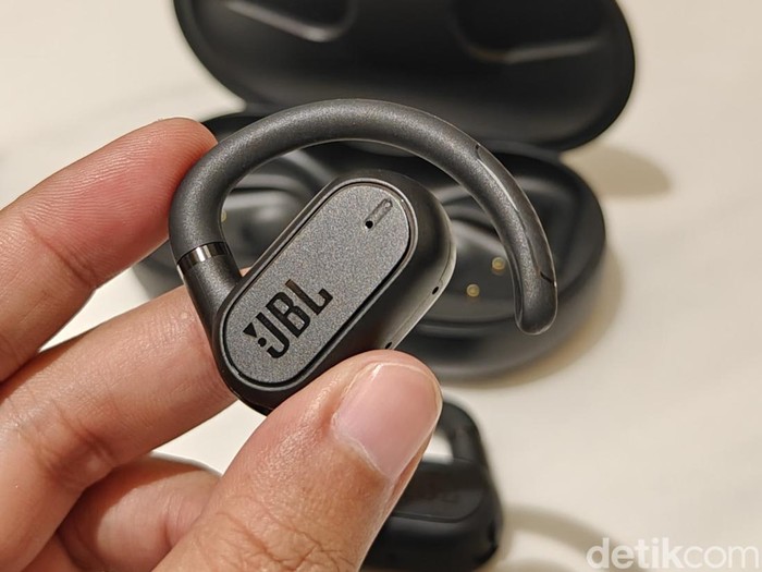 JBL Soundgear Sense