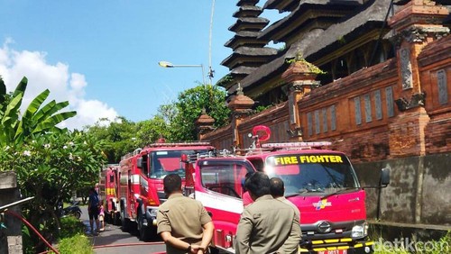 Kebakaran rumah di Klungkung, Sabtu (18/5/2024).