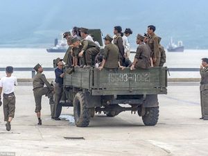 Kim Jong Un Puji 10 Ribu Tentara Korut yang Perang Bareng Rusia