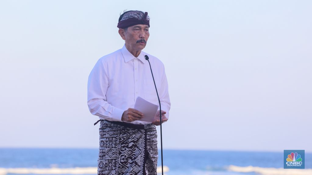 Menko Marves Luhut Binsar Pandjaitan di acara Pembukaan World Water Forum atau WWF ke-10 di Nusa Dua Bali, 18/5. (CNBC Indonesia/Faisal Rahman)