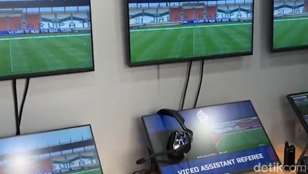 Mobile VAR