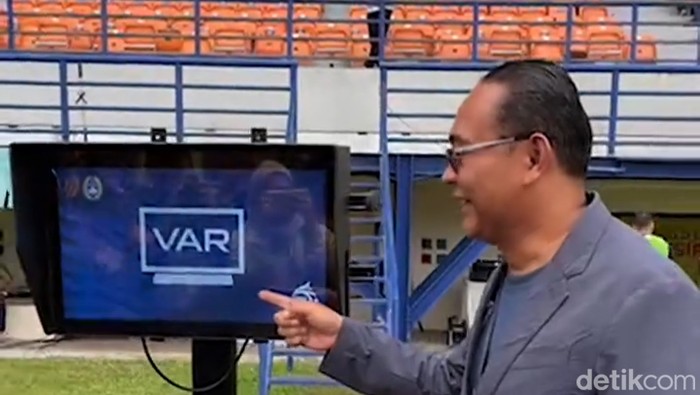 Mobile VAR
