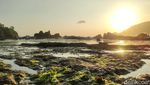 Potret Senja di Pantai Wediombo Gunungkidul