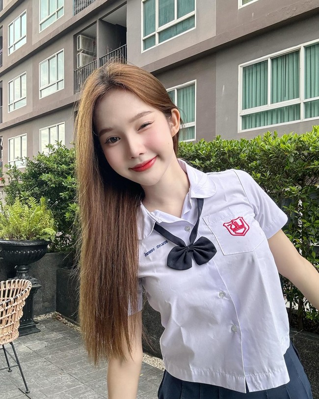 Sosok Parida disebut cukup populer. Selain finalis ajang kecantikan, ia dikenal sebagai dewan kampus di Universitas Sripatum. Foto: Instagram Parida Kerayuphan