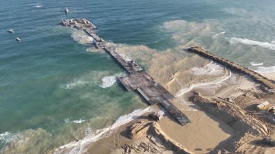 Penampakan Dermaga Apung di Gaza yang Dibangun AS untuk Akses Bantuan