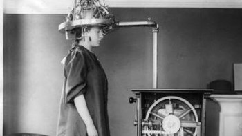 Mesin pikiran yang digunakan untuk mengukur aktivitas otak Foto: Brightside