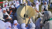 Pendidikan manasik haji yang diikuti 758 siswa itu dalam rangka memperkenalkan tata cara melaksanakan ibadah haji.  