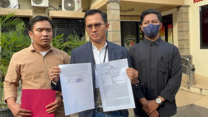 Pemuda di Jambi laporkan dugaan ilegal akses beredarnya video pribadi miliknya.