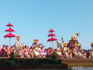 Momen Ratusan Tamu Delegasi WWF ke-10 Disambut Ritual Adat-Tarian Bali