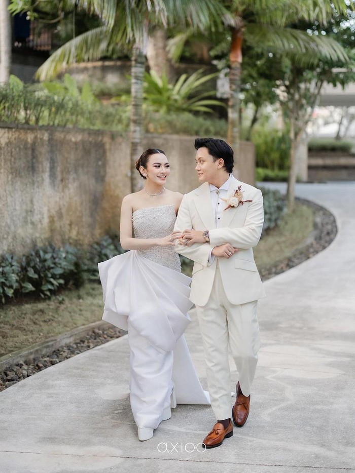 Rizky Febian dan Mahalini menggelar acara di Bali.