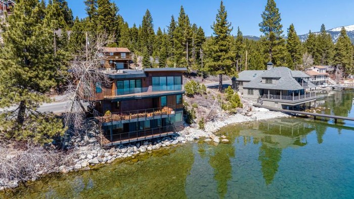 Rumah di pinggir Danau Tahoe Dilelang dengan harga Rp 76,6 M