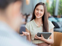 Tugas Sales Promotor, Keahlian yang Dimiliki, dan Kisaran Gajinya