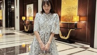 Cuitan ini pun langsung ditanggapi pihak Bea Cukai. Mereka mengatakan tengah berkoordinasi dengan perusahaan jasa titipan (PJT) untuk mengecek status tas artis tersebut. Foto: Instagram enzystoria