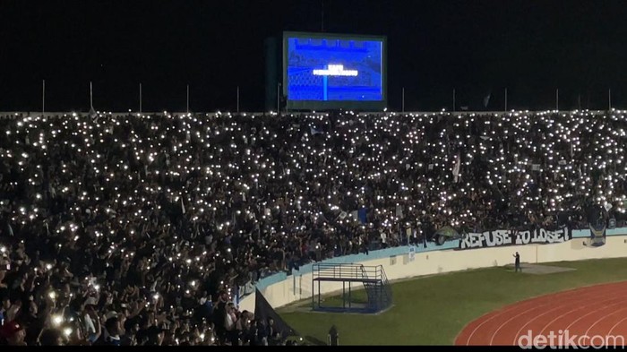 Suasana Stadion Si Jalak Harupat usai Maung Bandung bungkam Bali United.