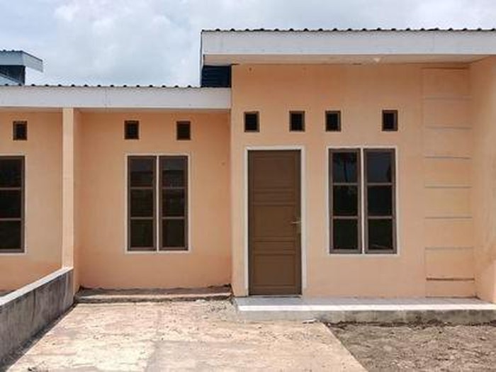 Tampilan depan rumah di Pesona Malika Resident.