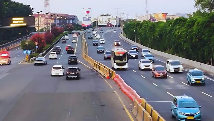 Catat! Contraflow Diberlakukan di Tol Sedyatmo Arah Soetta 18-19 Mei