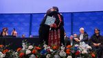 Wisuda Tak Biasa Mahasiswa AS, Pakai Toga Bertulis Seruan Bela Palestina